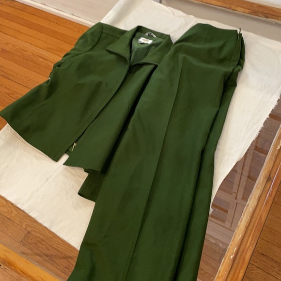 Talbot Pant Suit - Picture 3 of 3